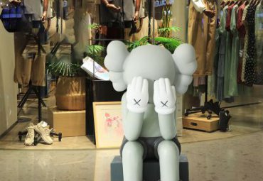 公园玻璃钢kwas公仔雕塑