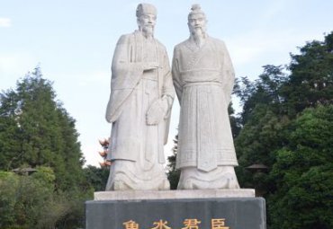 石雕诸葛亮雕塑