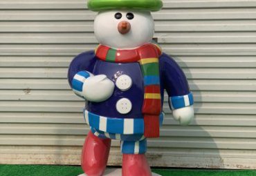 公园玻璃钢卡通雪人雕塑