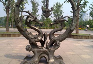 铜雕动物龙雕塑
