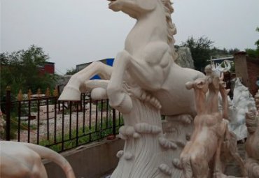 石雕公园马雕塑