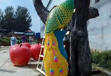 玻璃钢动物孔雀雕塑