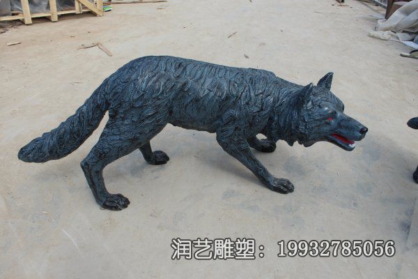 城市玻璃钢狼雕塑 城市玻璃钢狼雕塑