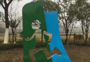 不锈钢草坪剪纸雕塑