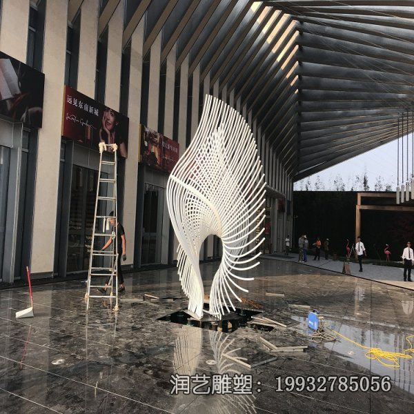 酒店不锈钢线条景观雕塑 酒店不锈钢线条景观雕塑