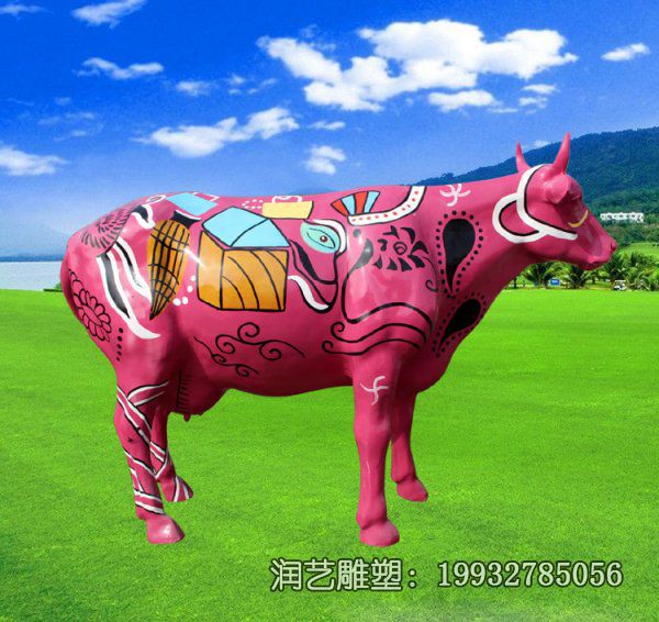 草坪玻璃钢牛动物雕塑 草坪玻璃钢牛动物雕塑