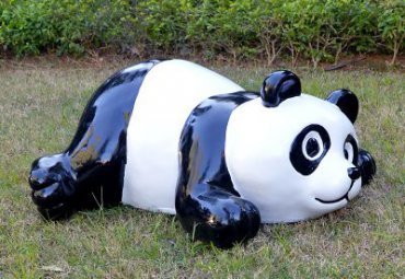 玻璃钢户外熊猫雕塑