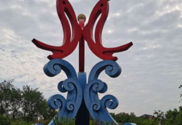 不锈钢抽象海豚动物雕塑
