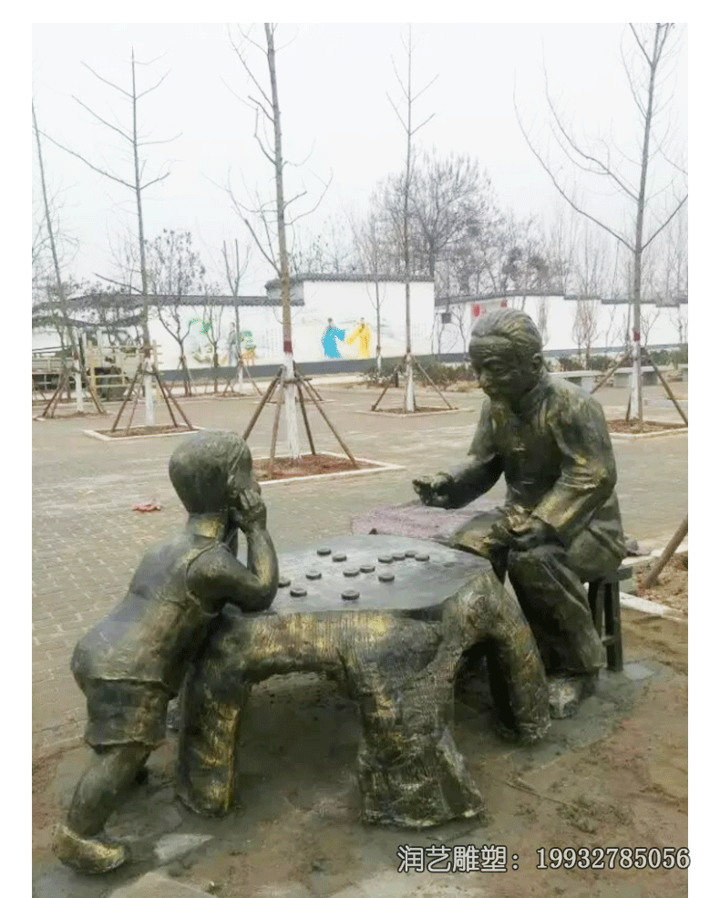 公园下棋人物铜雕雕塑 公园下棋人物铜雕雕塑