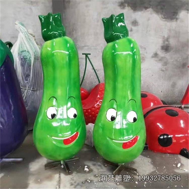 玻璃钢广场卡通蔬菜雕塑 玻璃钢广场卡通蔬菜雕塑