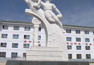 学校石雕雕塑