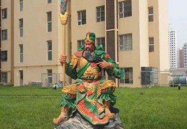 玻璃钢城市关公雕塑