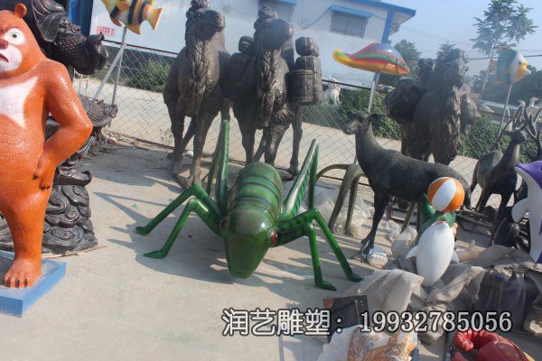 动物玻璃钢户外蝈蝈雕塑 动物玻璃钢户外蝈蝈雕塑