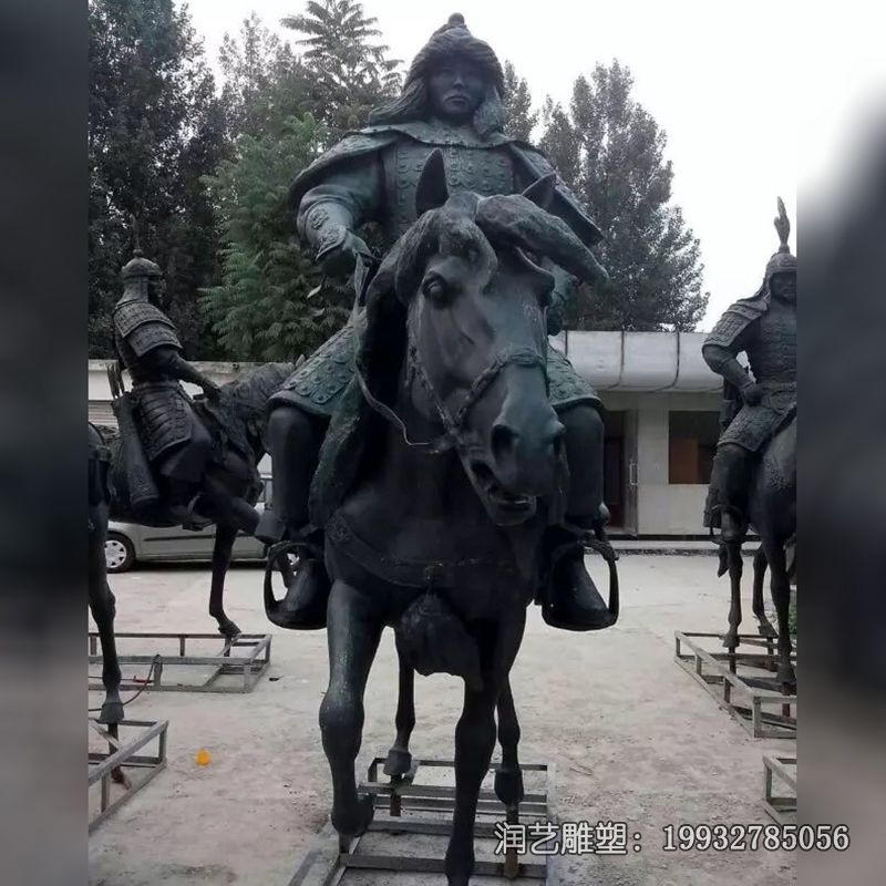 骑马人物铜雕雕塑 骑马人物铜雕雕塑