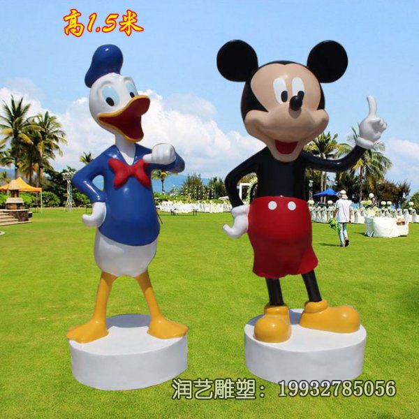 玻璃钢公园唐老鸭卡通雕塑 玻璃钢公园唐老鸭卡通雕塑