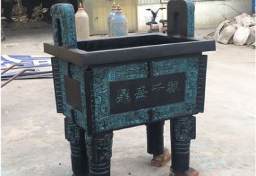 铜雕景观鼎雕塑