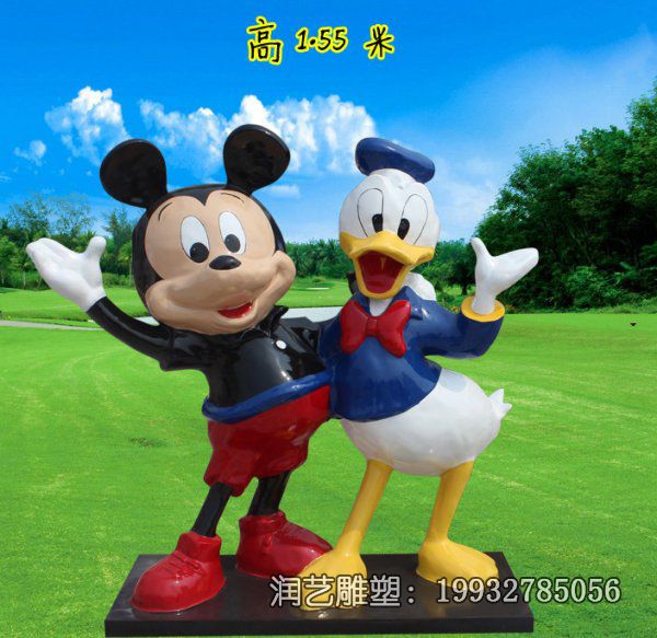 草坪玻璃钢卡通唐老鸭雕塑 草坪玻璃钢卡通唐老鸭雕塑
