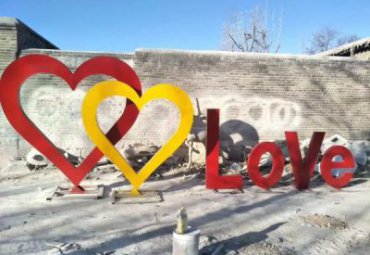街道不锈钢love景观雕塑