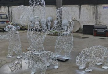城市不锈钢抽象熊动物雕塑