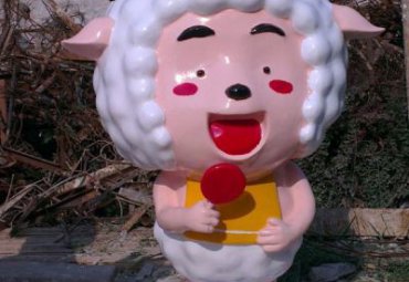 玻璃钢懒羊羊卡通雕塑