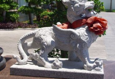 石雕独角兽动物雕塑