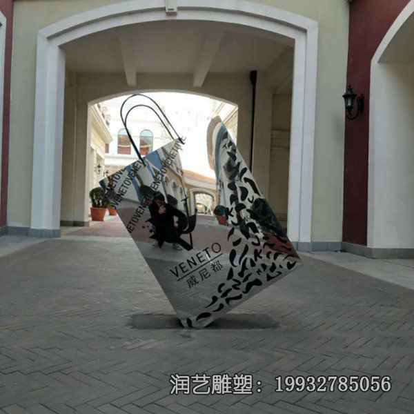 街道不锈钢景观购物袋雕塑 街道不锈钢景观购物袋雕塑