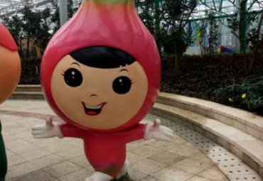 户外卡通玻璃钢火龙果雕塑