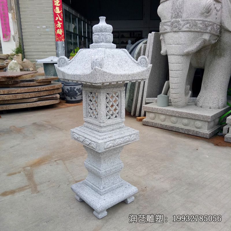 石雕石灯笼雕塑 石雕石灯笼雕塑