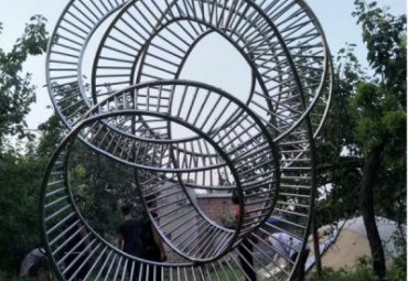 园林不锈钢镂空景观雕塑
