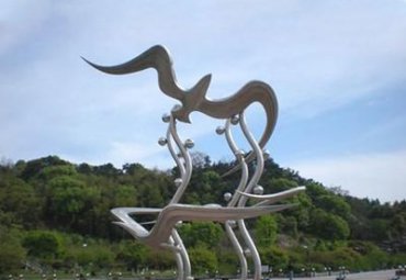 不锈钢城市鸽子雕塑