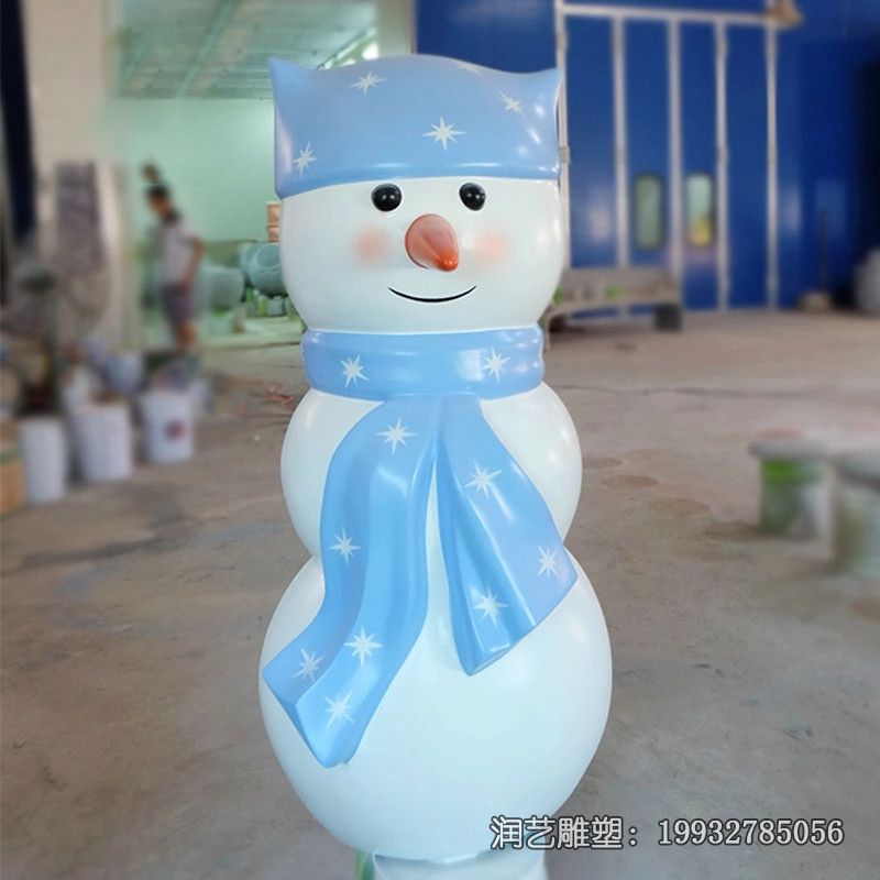 公园玻璃钢雪人雕塑 公园玻璃钢雪人雕塑