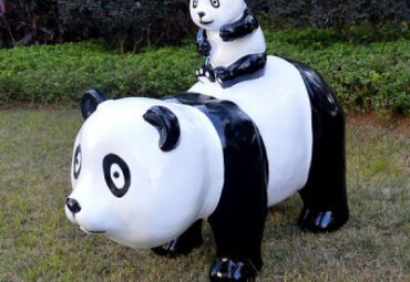 园林玻璃钢熊猫雕塑