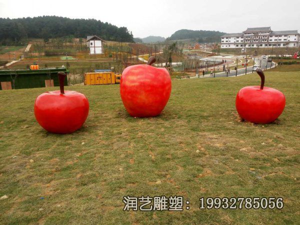 景区玻璃钢苹果景观雕塑 景区玻璃钢苹果景观雕塑