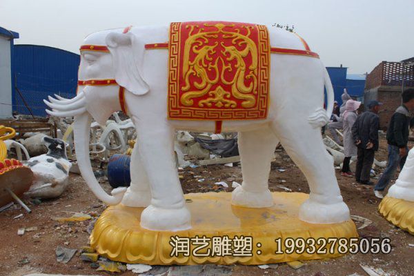 街道玻璃钢动物大象雕塑 街道玻璃钢动物大象雕塑