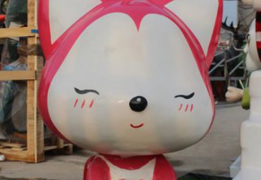 玻璃钢城市阿狸卡通雕塑