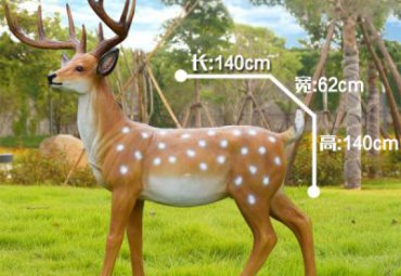 草坪玻璃钢动物梅花鹿雕塑