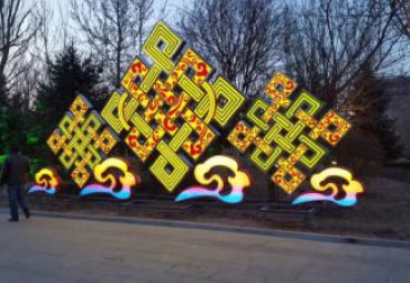 街道不锈钢景观中国结雕塑