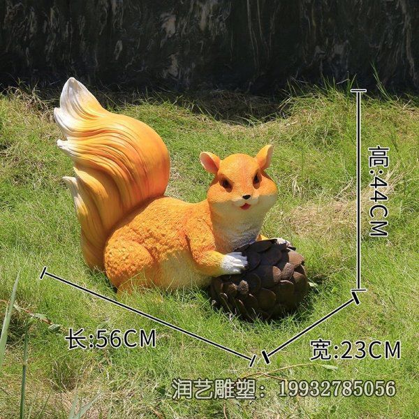 公园玻璃钢仿真松鼠雕塑 公园玻璃钢仿真松鼠雕塑