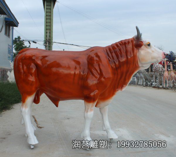 玻璃钢广场牛动物雕塑 玻璃钢广场牛动物雕塑