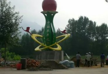 不锈钢景区景观苹果雕塑