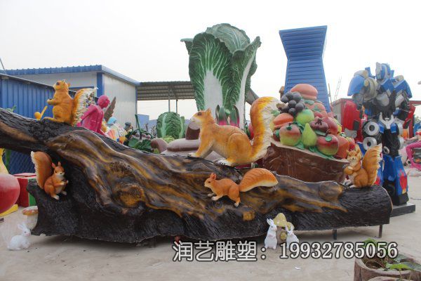 园林玻璃钢松鼠动物雕塑 园林玻璃钢松鼠动物雕塑