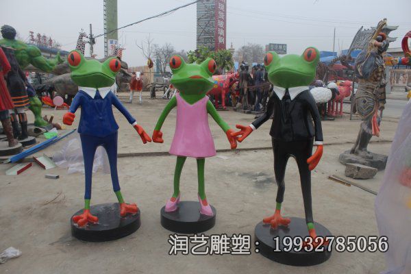 广场玻璃钢青蛙动物雕塑 广场玻璃钢青蛙动物雕塑