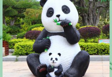 园林玻璃钢熊猫动物雕塑