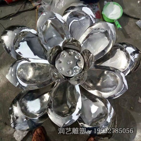 不锈钢企业荷花雕塑 不锈钢企业荷花雕塑