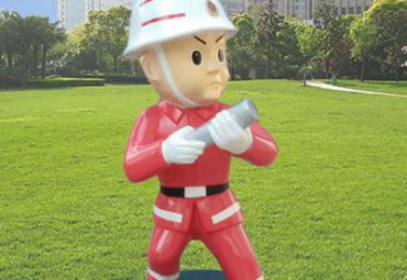 户外玻璃钢消防员雕塑