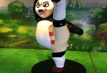 公园玻璃钢卡通功夫熊猫雕塑