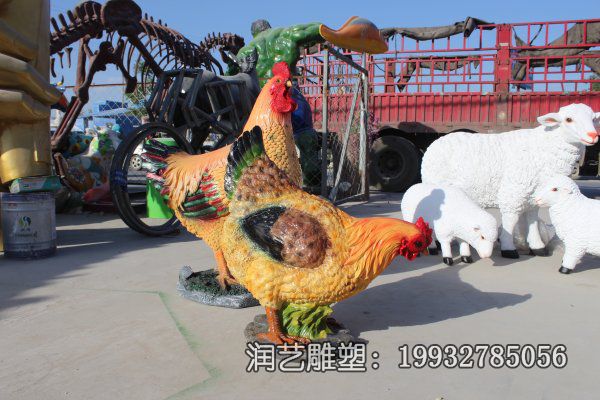 仿真玻璃钢城市鸡雕塑 仿真玻璃钢城市鸡雕塑