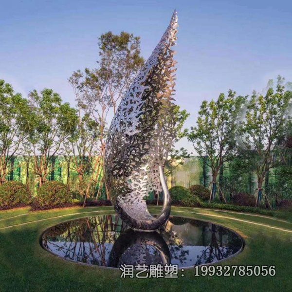 小区镂空不锈钢雕塑 小区镂空不锈钢雕塑