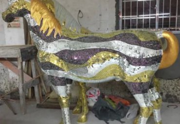 不锈钢城市马动物雕塑
