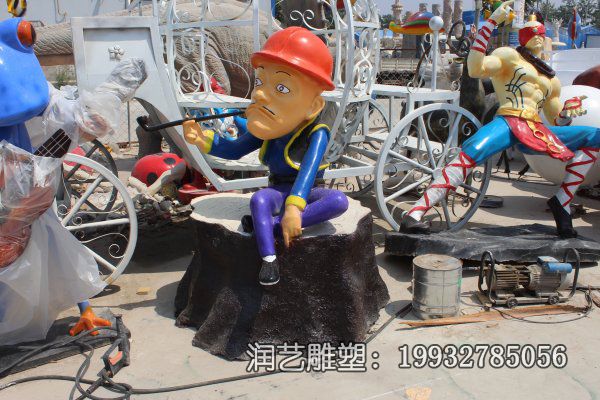 玻璃钢户外光头强卡通雕塑 玻璃钢户外光头强卡通雕塑